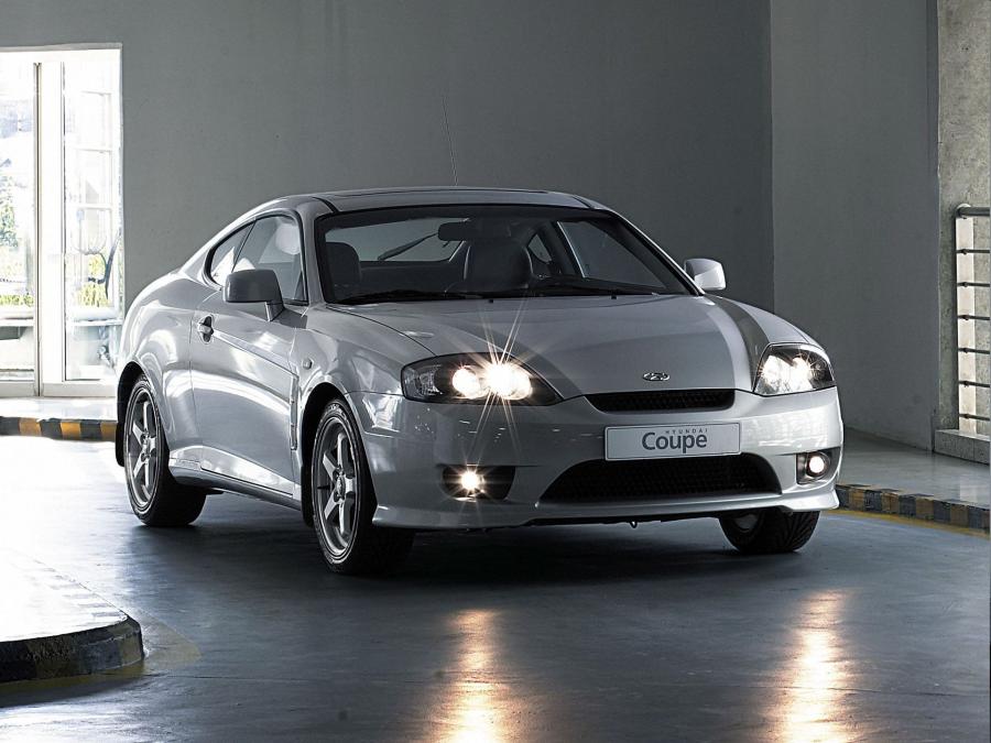  Hyundai Coupe 2005 года  (фото 6 из 16)